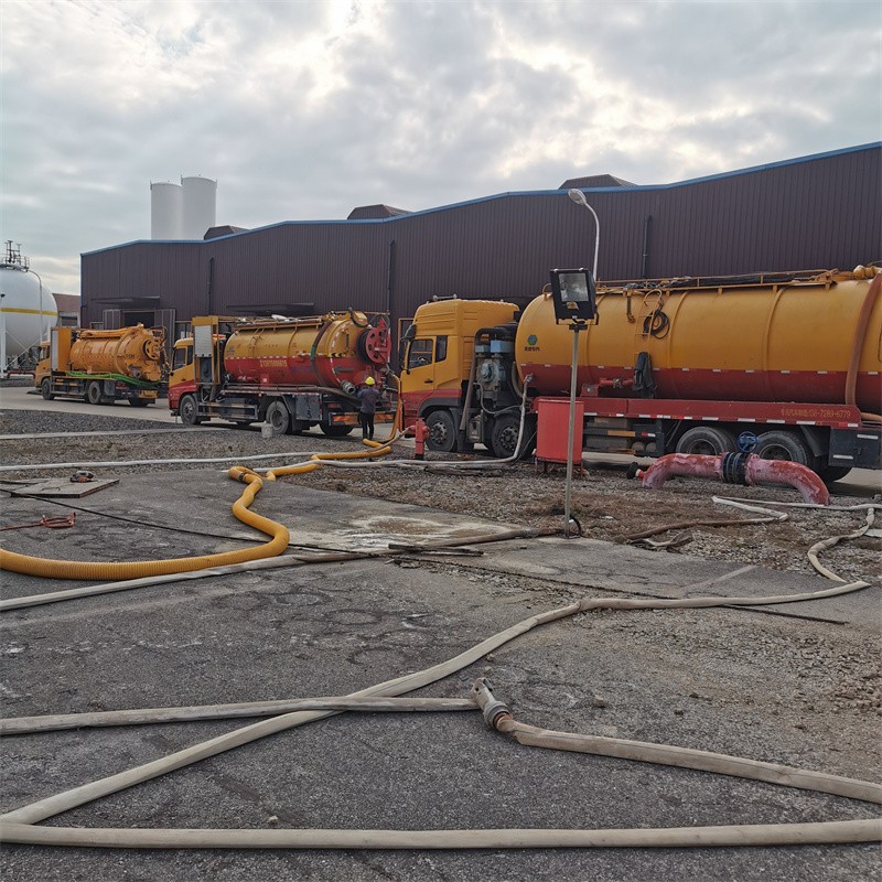 姜堰污水池清理